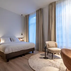 Hotel One Two Four - &